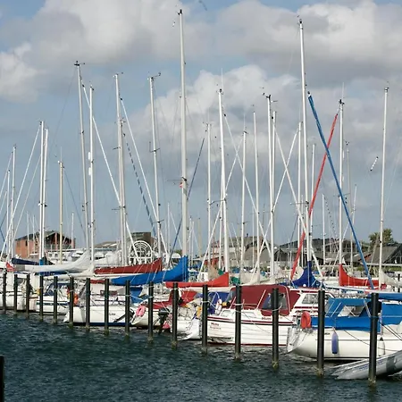 5 Person In * 博恩瑟