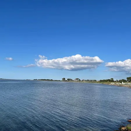 公寓 5 Person In *