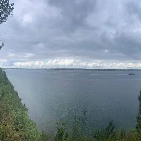 5 Person In * 博恩瑟